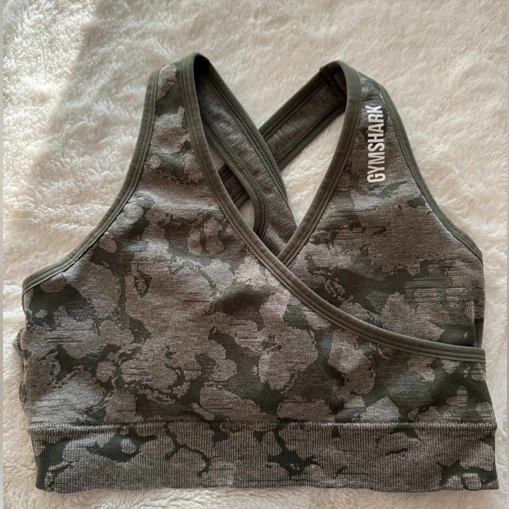 Gymshark Green Adapt Camo Sports Bra Size Small